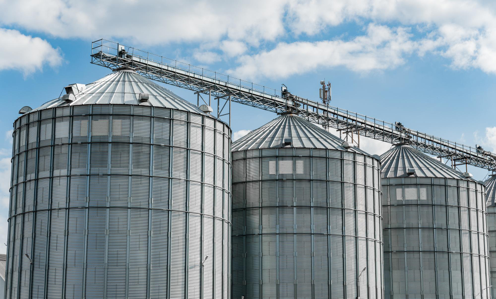 Top 5 beneficii ale folosirii silozurilor de grâu în agricultura modernă